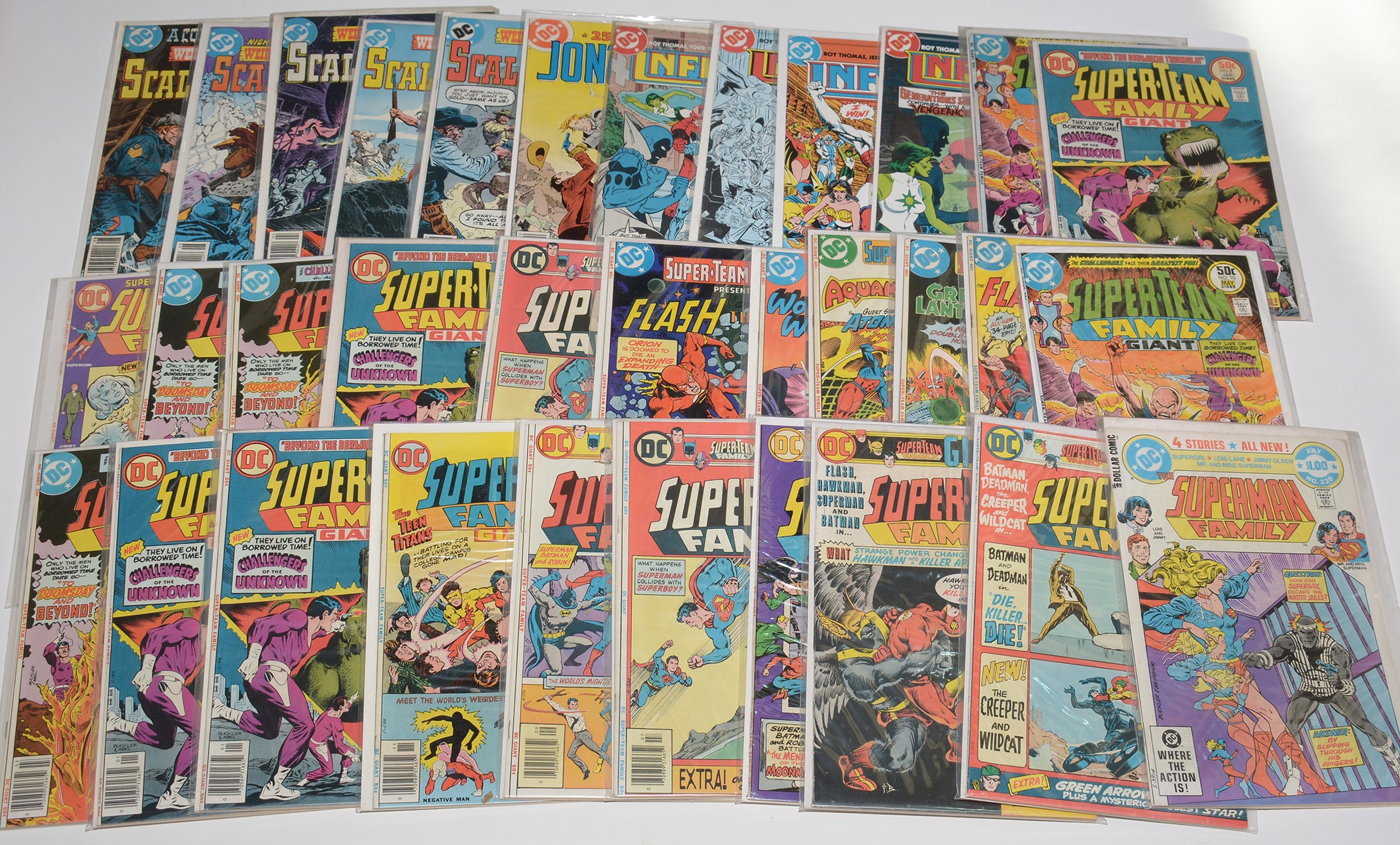 Lot 20 - DC Comics.