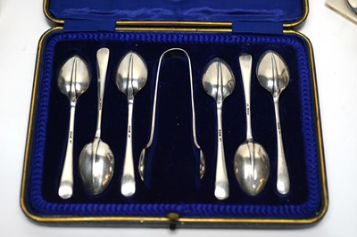 Lot 160 - Small silver items, including a spill vase, a cased set of teaspoons and a cruet set