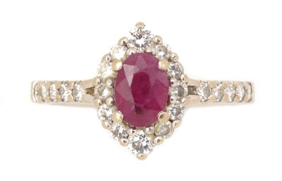 Lot 93 - A ruby and diamond ring