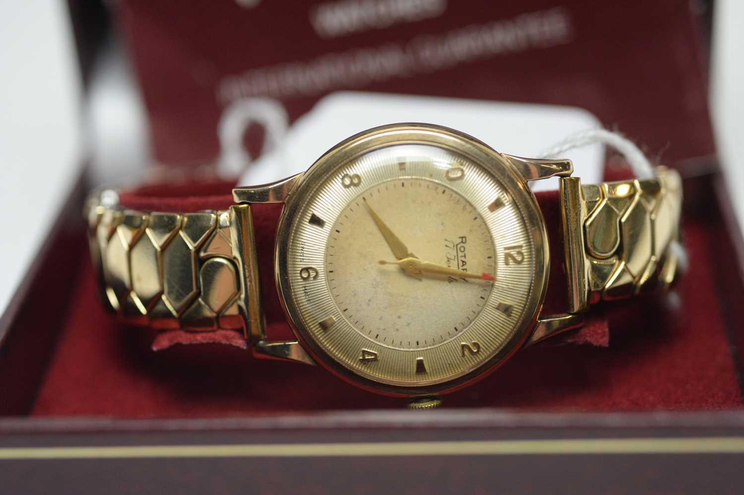 Lot 210 - A 9ct gold cased Rotary wristwatch