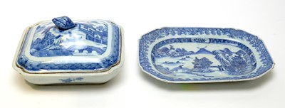 Lot 437 - Small Chinese meat dish, tureen and cover.