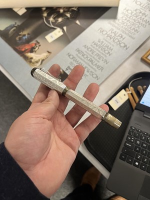 Lot 241 - A Montegrappa limited edition 'The Queen of Hearts' silver pen