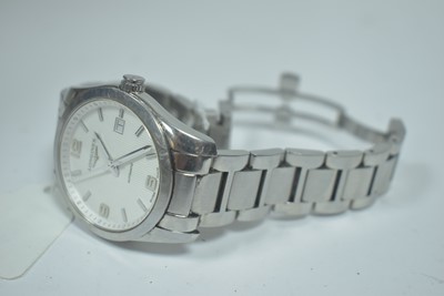Lot 356 - Longines Conquest Classic: a steel cased wristwatch