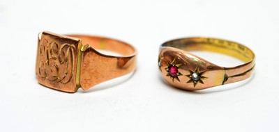 Lot 154 - Two antique gold rings