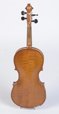Lot 21 - German Maggini style violin