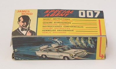 Lot 321 - Corgi James Bond 007 Aston Martin DB5 boxed