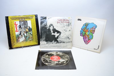 Lot 929 - 4 collectable LPs