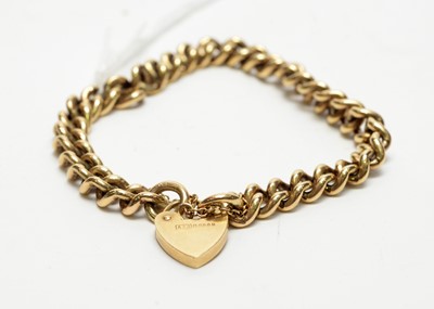 Lot 149 - A 9ct gold curb-link bracelet