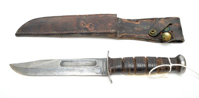 Lot 453 - A United-States Ka-Bar fighting knife