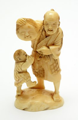 Lot 490 - Small ivory okimono