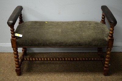 Lot 35 - A Victorian-style window seat