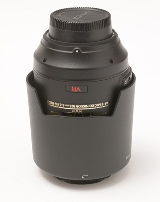 Lot 363 - A Nikon lens.