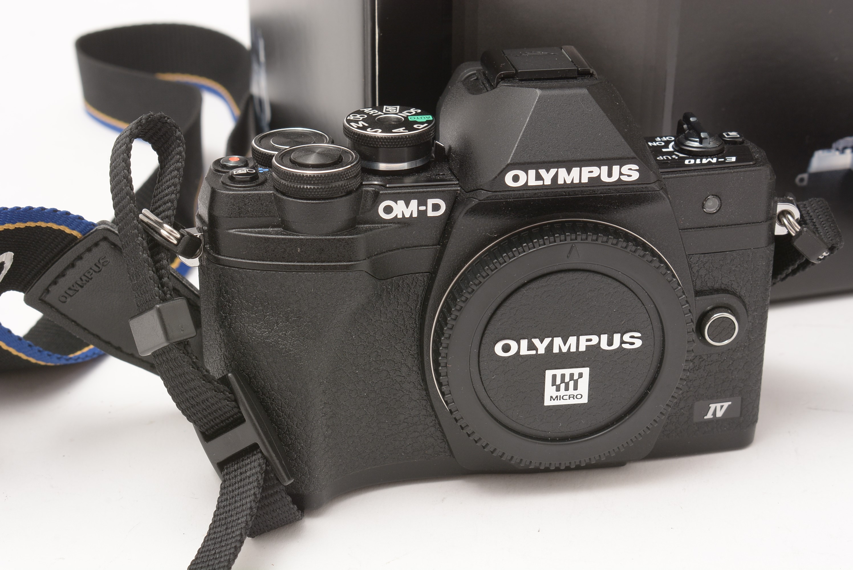 Lot 368 An Olympus OMD camera.