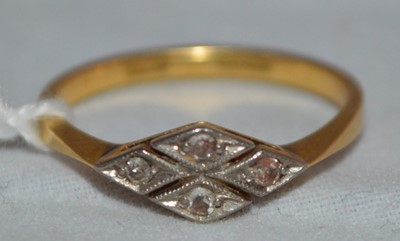 Lot 158 - A diamond ring