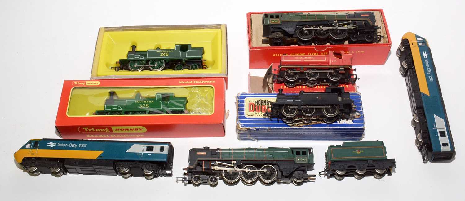 156 - Hornby tank trains and locomotives