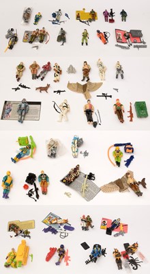 Lot 195 - A good collection of loose G.I. Joe and other figurines.