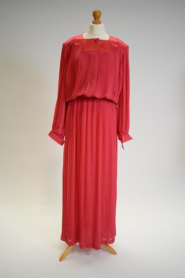 Lot 822 - An early 1970s fuschia pink Parigi two-part evening ensemble