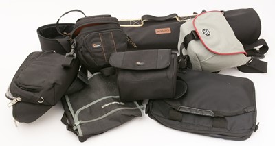 Lot 372 - Camera bags