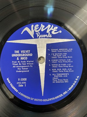 Lot 247 - Velvet Underground & Nico banana sticker LP