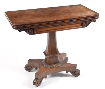 Lot 607 - A Victorian mahogany tea table