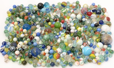 Lot 733 - Glass marbles