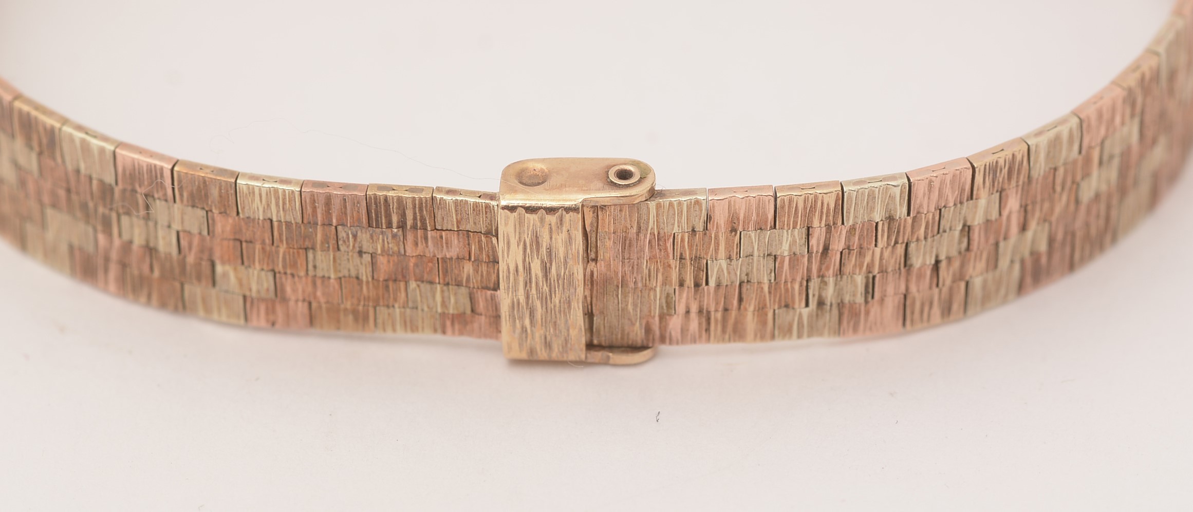 bueche girod 9ct gold watch