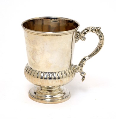 Lot 148 - A George V silver christening cup