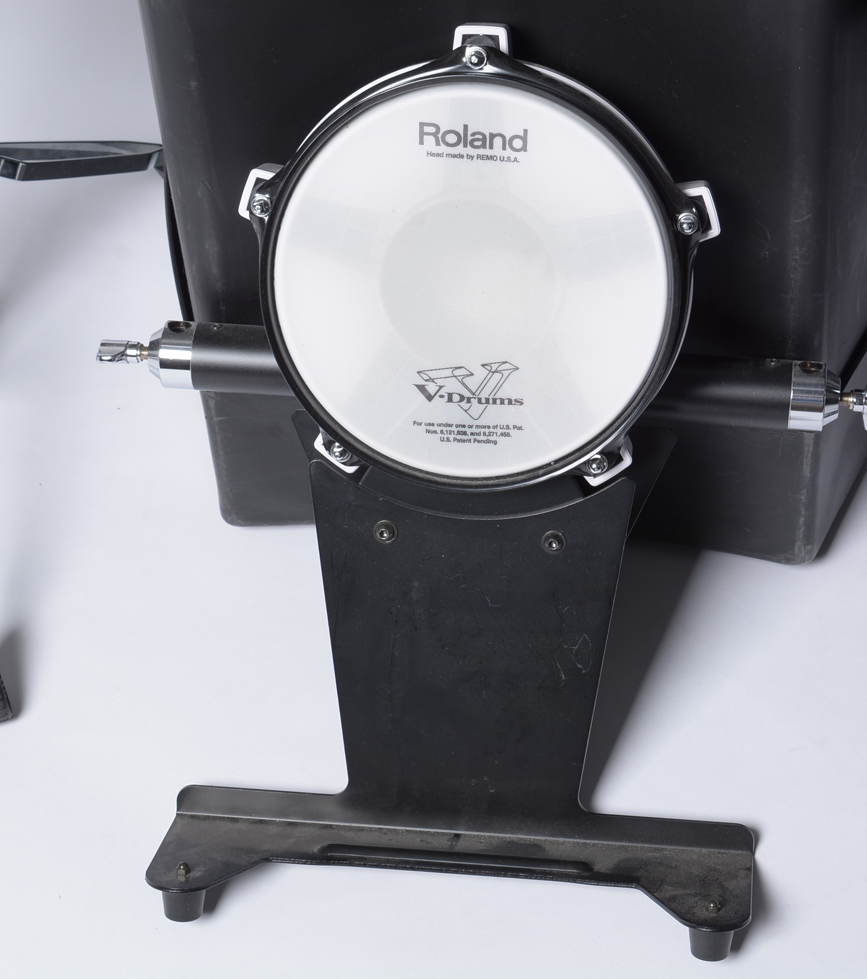 Lot 116 Roland electronic Drum Kit