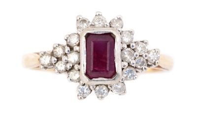 Lot 69 - A ruby and diamond ring
