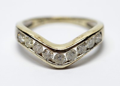 Lot 228 - A diamond ring