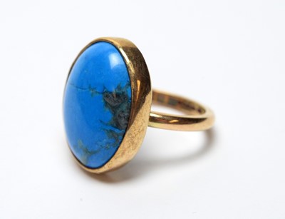 Lot 263 - A turquoise ring