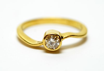 Lot 286 - A single stone diamond ring