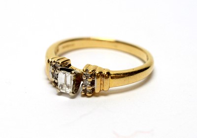 Lot 289 - A diamond ring