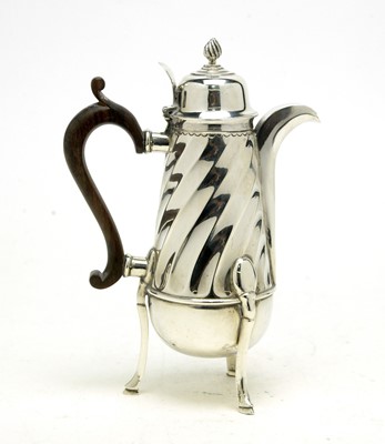 Lot 586 - An Edwardian silver chocolate pot, by Pairpoint Brothers