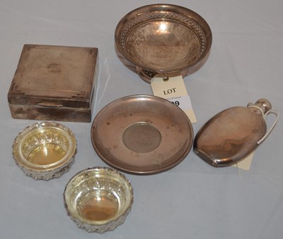 Lot 209 - A selection of silver items