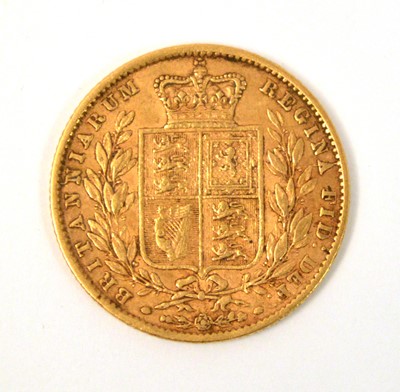 Lot 109 - A Queen Victoria gold sovereign, 1860.