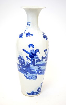 Lot 419 - Chinese blue and white vase