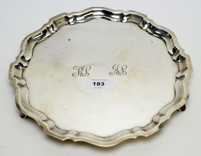 Lot 183 - A silver salver, by Suckling Ltd