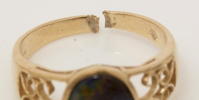 Lot 109 - Five pearl or opal rings
