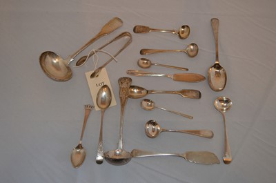 Lot 189 - A selection of silver flatware