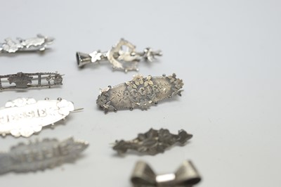 Lot 131 - A collection of silver Victorian and early 20th Century brooches