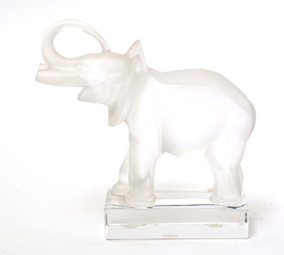 Lot 532 - Modern Lalique elephant