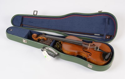 Lot 30 - Dresden 3/4 size Violin, bow and case