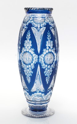 Lot 812 - Val Saint Lambert Art Deco overlay glass Vase