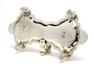 Lot 546 - A George II silver snuffer tray, by John Cafe