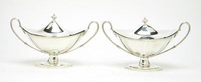 Lot 547 - A pair of George III silver tureens, by Henry Chawner