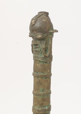 Lot 941 - An Ipawo Ase sceptre