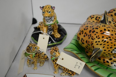 Lot 434 - A selection of Lynn Chase Design jaguar ceramics.