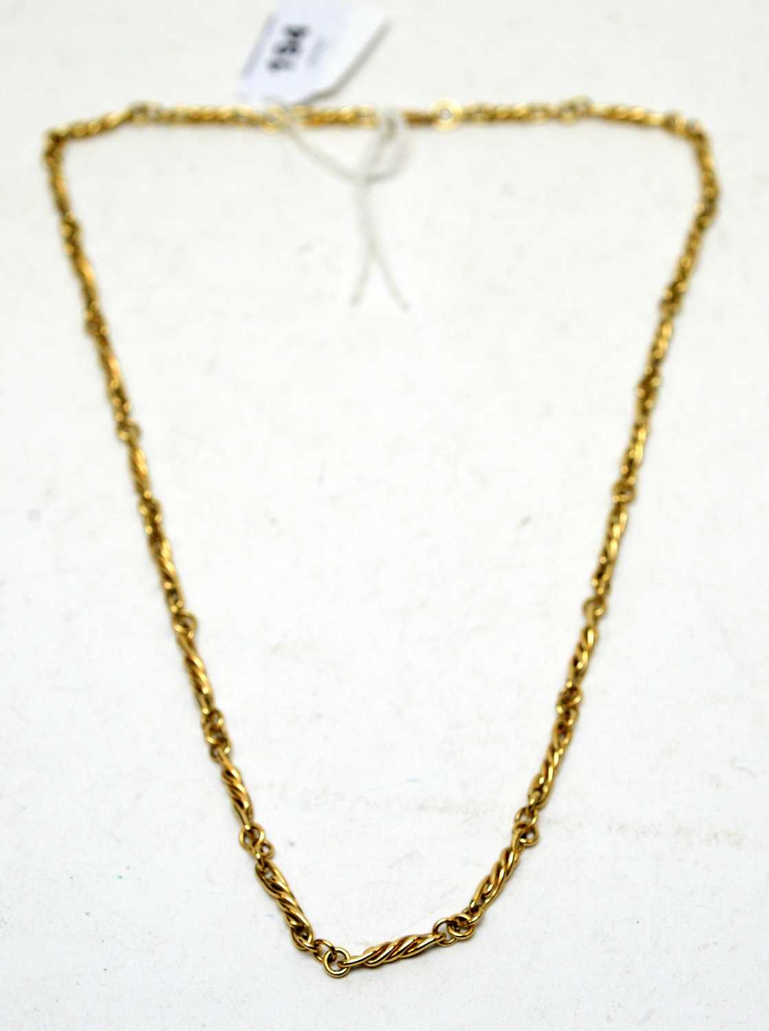 Lot 194 - A 9ct yellow gold fancy link chain necklace