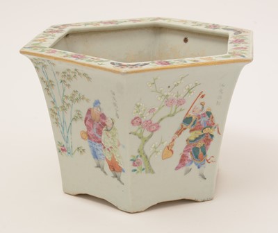 Lot 714 - Chinese famille rose jardiniere